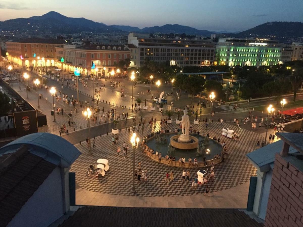 On Place Massena Leilighet